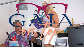 355 milf secretary anal pissing drink pee