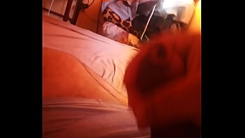 Brincando com minha rola doido pra fuder uma buceta um cu bem gostoso