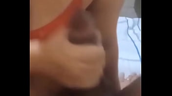 Marido idiota gozou na minha mão enquanto eu dizia que precisava de um pau de verdade