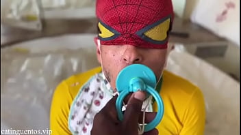 Ageplay o puto sente prazer em usar fralda chupar chupeta de postar o resumão no meu blog e no #fet