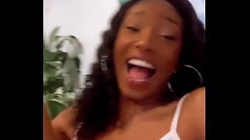 Nervous laugh when u dont know how to react or what to say to someone joking that u just met asking can you “ miche