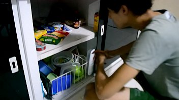 Em casa por causa do corona