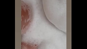 On prend un bain ensemble