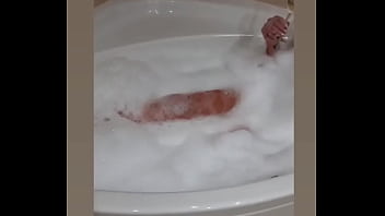 On prend un bain ensemble