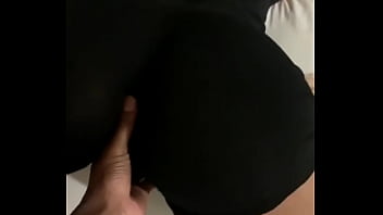 Jiggly booty