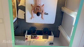 No motel a safadinha faz tudo o que eu quero