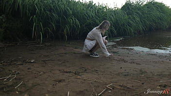 Teen temptress alice flore perverts her camping day with a diddling