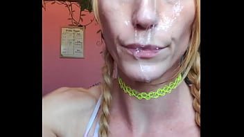 Vanessa hastings messy spit face dildo deepthroat