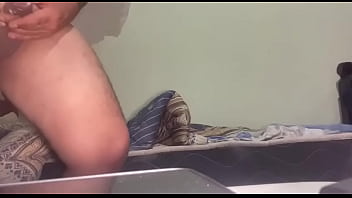 Dei o cu pro ambulante no prédio de invasão