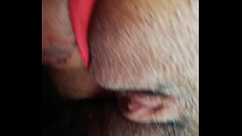 Con La Tanga Puesta thumbnail