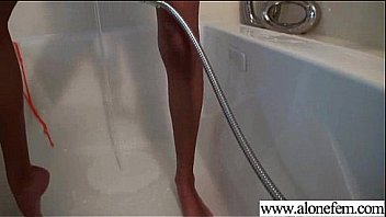 Solo freak girl use sex toys to get climax movie 18