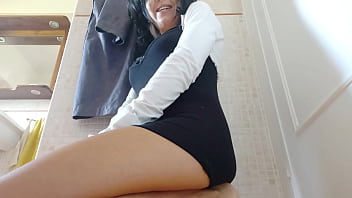 I want to feel my ass full come on don't get begged put it behind me