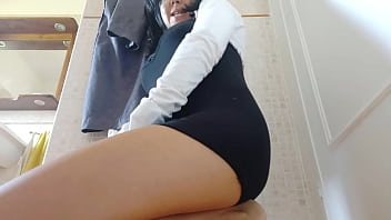 I want to feel my ass full come on don't get begged put it behind me