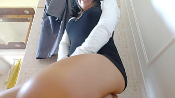 I want to feel my ass full come on don't get begged put it behind me