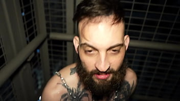 Friends having sex befor a golden shower