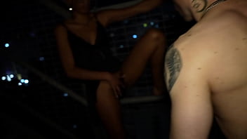 Friends having sex befor a golden shower