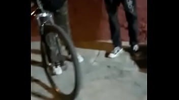 Molhadinha gostosona cabeludo