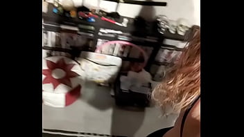 Bonne soirée mes loulous moi direction mon club libertin préféré ma tenue