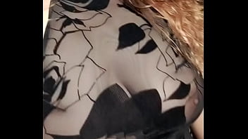 Bonne soirée mes loulous moi direction mon club libertin préféré ma tenue