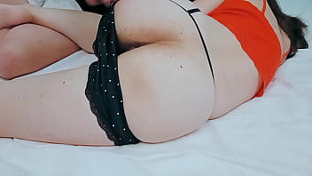 Anální výcvik mladé studentky