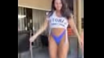 Viviane araújo dançando para voce