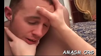 Heavenly hottie adores oral games