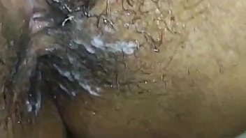 O corno filma a esposa dando pra outro