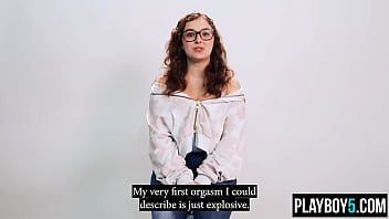 Chunky brunette bbw chick leana lovings fingers her wet pussy for us