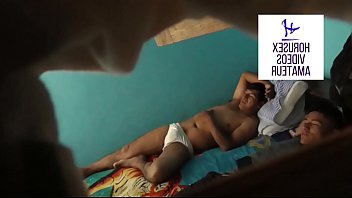 Se Cachan A Pasivito Sumiso Entre 2 thumbnail