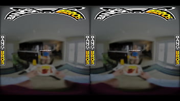 Blake blossom blooms in vr