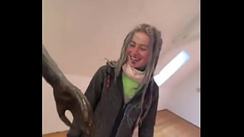 Look at this sculpture of a crazy alien what’s the wildest sculpture you’ve ever seen #aliensculpture #outof Look at this sculpture of a crazy alien what’s the wildest sculpture you’ve ever seen #aliensculpture #outof