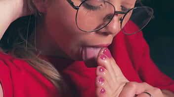 Pretty feet for your cock