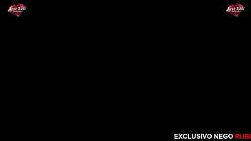 Peguei de quatro 4 pra ver até quanto ela aguenta a vagabunda indo mais rola