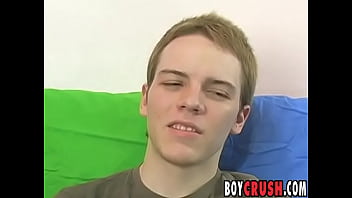 Cute Amateur Jerks Off And Jizzes Solo thumbnail