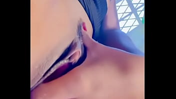 Gostosa linda morena safada