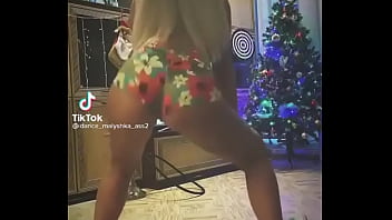 Emma louase dancing sexy