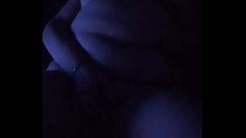 En manque elle ce touche