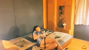 Klaudiaambergirl waiting for stepdad alone