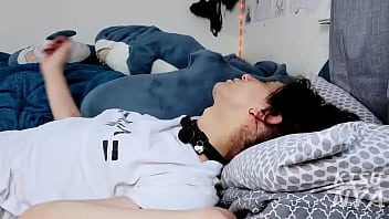 Day 7 of kisunyoctober is upon us today's in heat "it's the middle of an exceptionally hot october day and all i