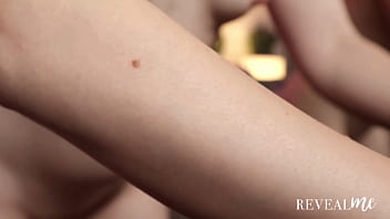 Revealme pregnant italian’s sexy dildo play