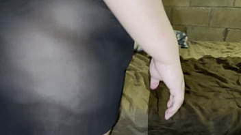 Cobré dinero para que me den un masaje desnuda y alguien si lo pagó excelente me dan un masaje y gano dinero super sabroso delicioso me encanta