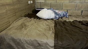 Cobré dinero para que me den un masaje desnuda y alguien si lo pagó excelente me dan un masaje y gano dinero super sabroso delicioso me encanta