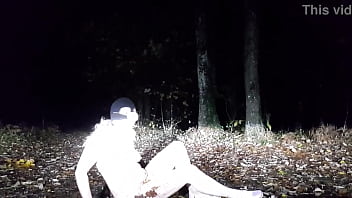 Esclave f en foret dressage de truie puis dressage en intérieur