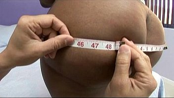 Blonde with big booty take a swim and fuck