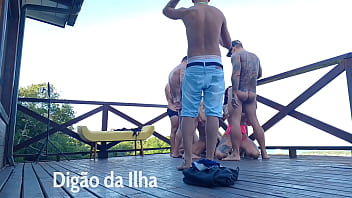 Suruba ao na sacada é gostosa demais