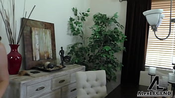 Bubble booty nickey huntsman gets facialized by alex legend after sex