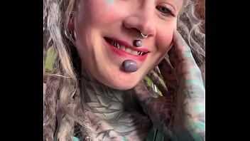 What can i do best with my tongue wrong asnwers only in the commentzz #tonguesplit #tongue #bodymodi What can i do best with my tongue wrong asnwers only in the commentzz #tonguesplit #tongue #bodymodi