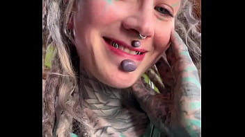 What can i do best with my tongue wrong asnwers only in the commentzz #tonguesplit #tongue #bodymodi