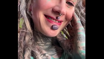 What can i do best with my tongue wrong asnwers only in the commentzz #tonguesplit #tongue #bodymodi