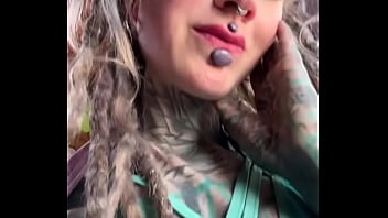 What can i do best with my tongue wrong asnwers only in the commentzz #tonguesplit #tongue #bodymodi